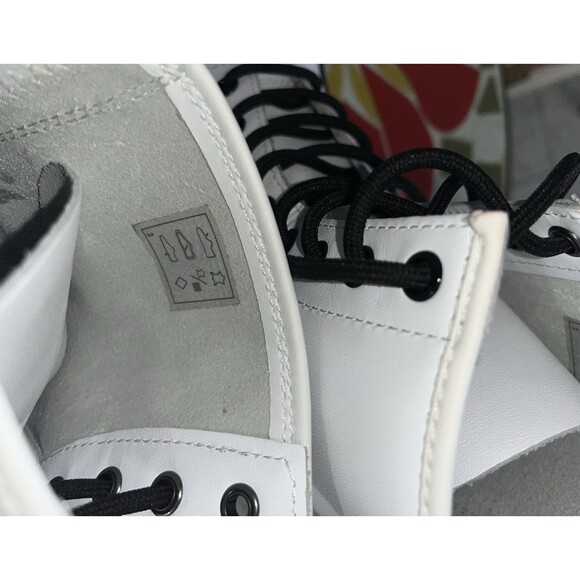 Dr Martens 1460 White Leather Matte Eight Eye Combat Boots Women's US Size 10 - Picture 7 of 10